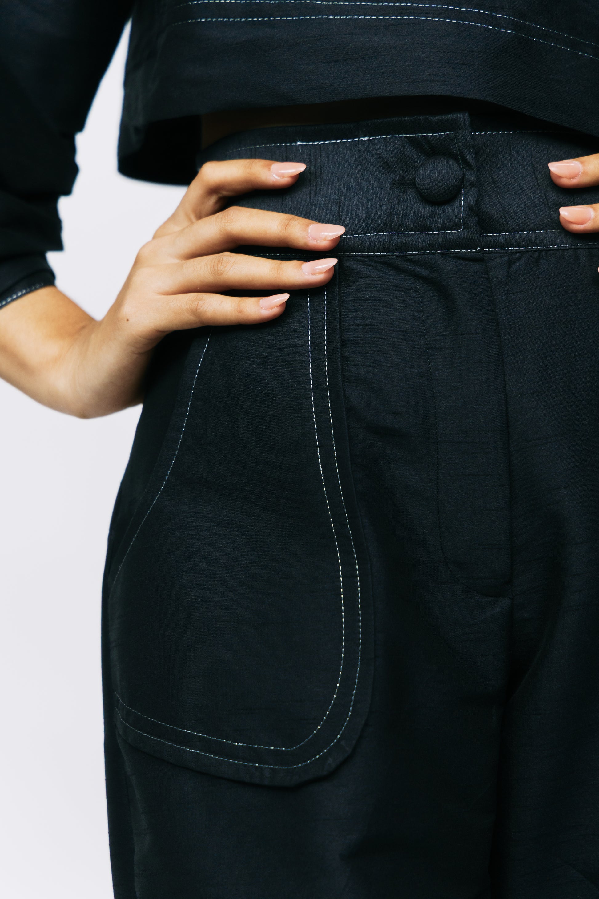 APLIQUE TROUSER - ONYX
